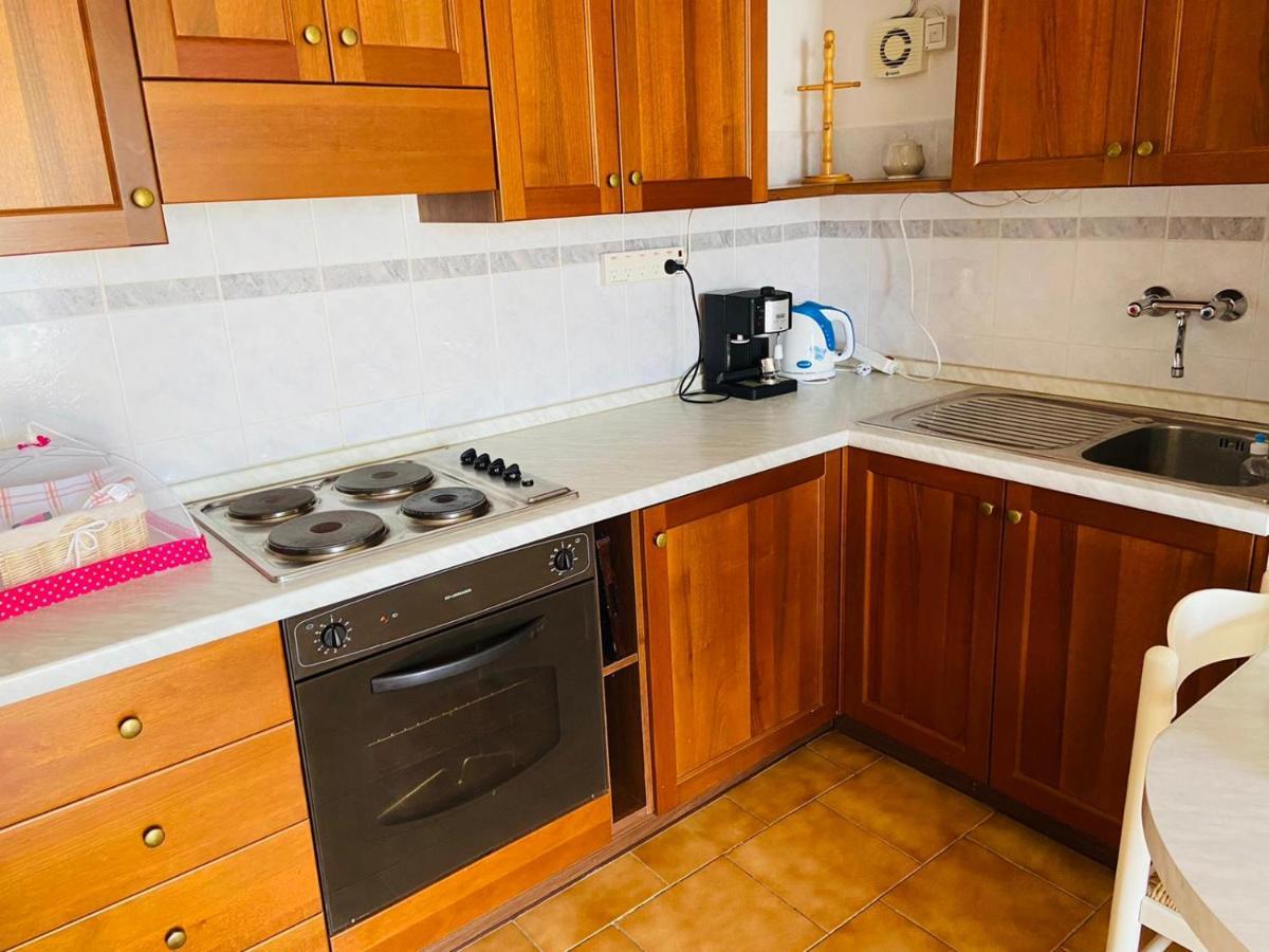 Apartments Tri Zala Zrnovo Exterior photo